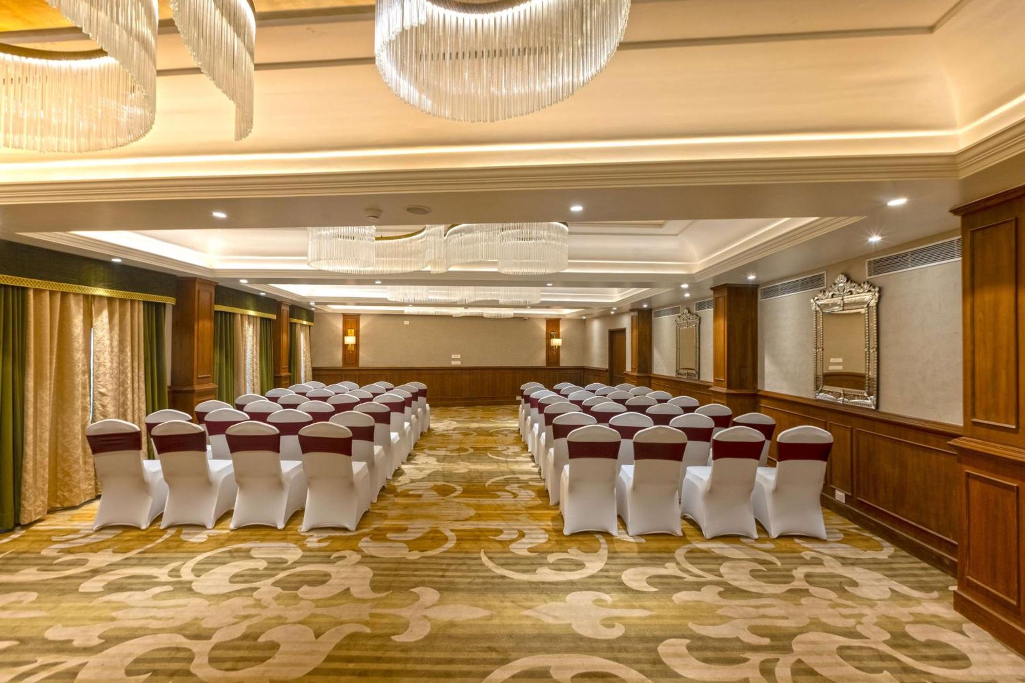 Namah Nainital, A Member Of Radisson Individuals Retreats Hotel Екстериор снимка